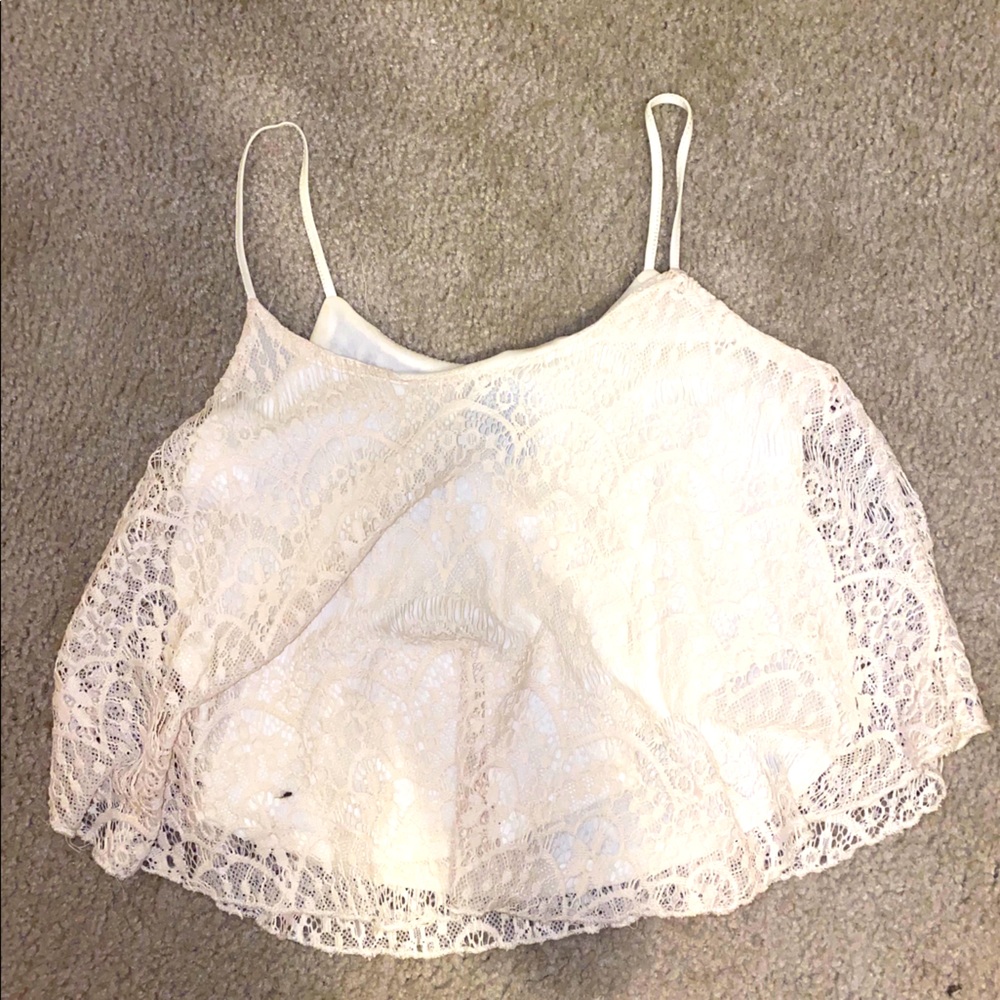 Rue 21 ruffle flowy crop top